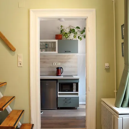 Basebudapest بودابست